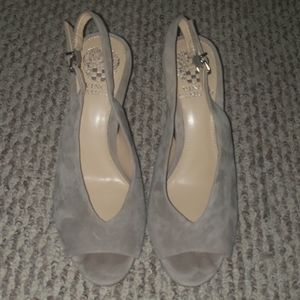 Vince Camuto Suede Heels Sz. 7